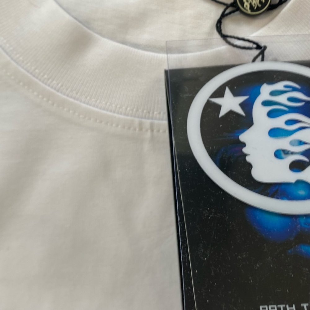 Hellstar White Graphic Tee NWT - image 3